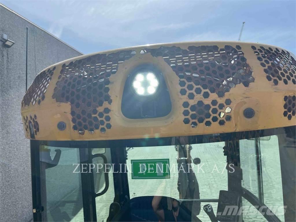 CAT 30205CR Escavatori cingolati