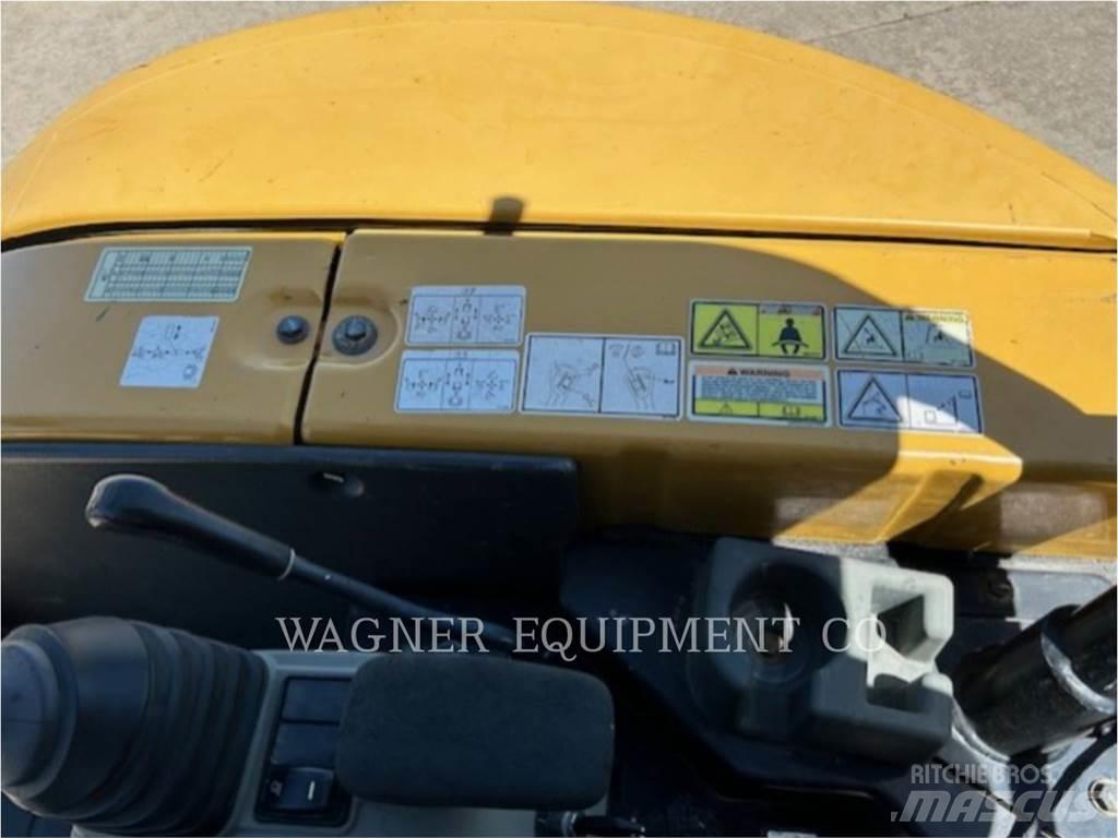 CAT 303.5E2 Escavatori cingolati