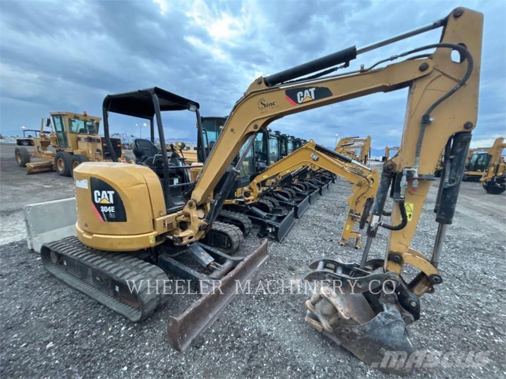 CAT 304E DCA1 Escavatori cingolati
