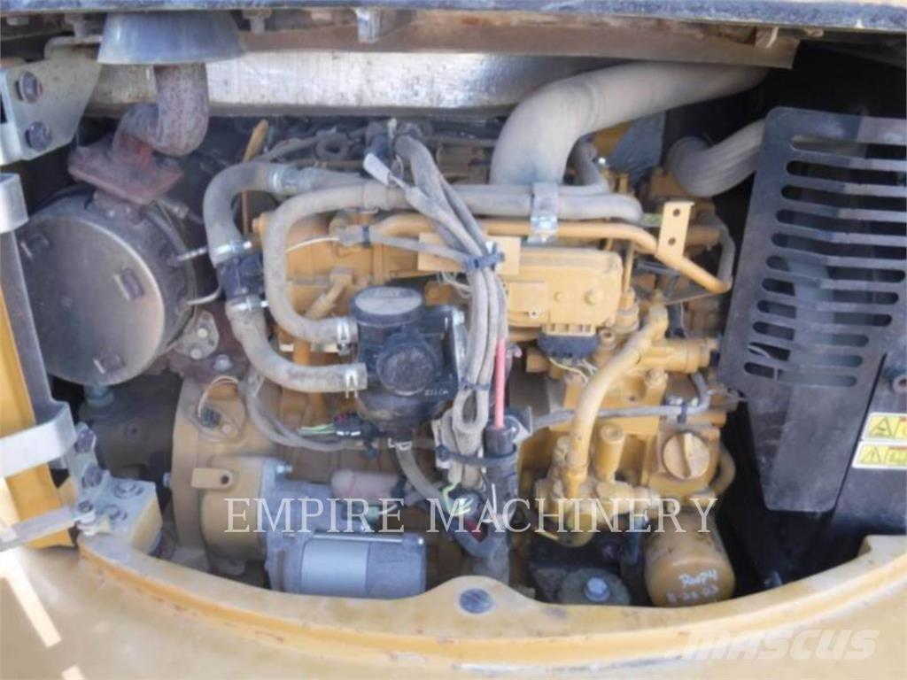 CAT 304E2 Escavatori cingolati