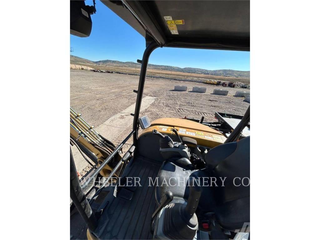 CAT 304E2 C1TH Escavatori cingolati