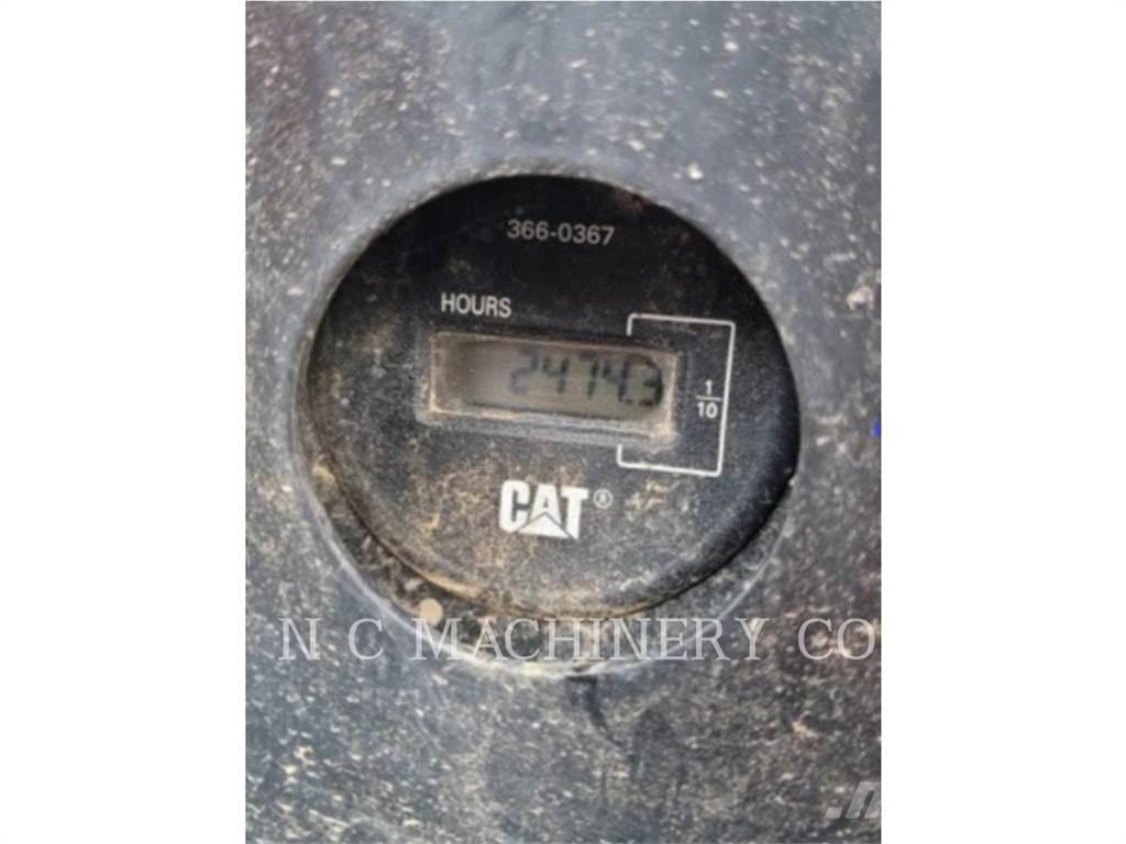 CAT 304E2 CRCB Escavatori cingolati