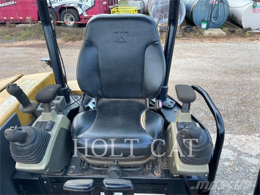 CAT 304E2CR Escavatori cingolati