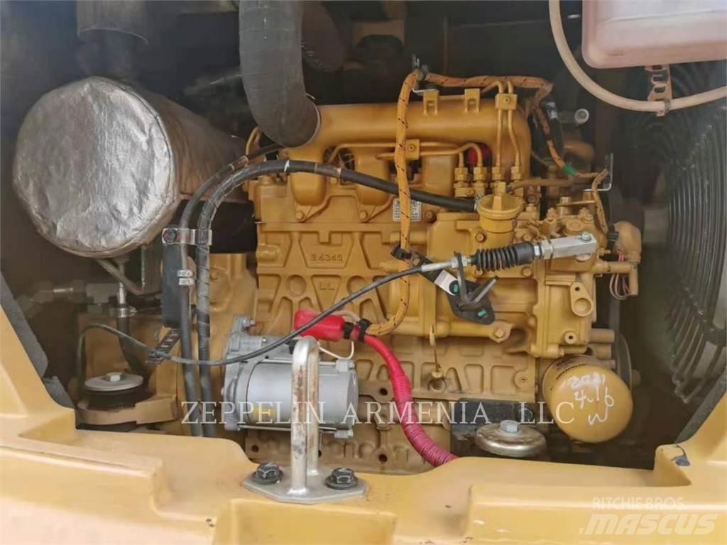 CAT 305.5E2 Escavatori cingolati