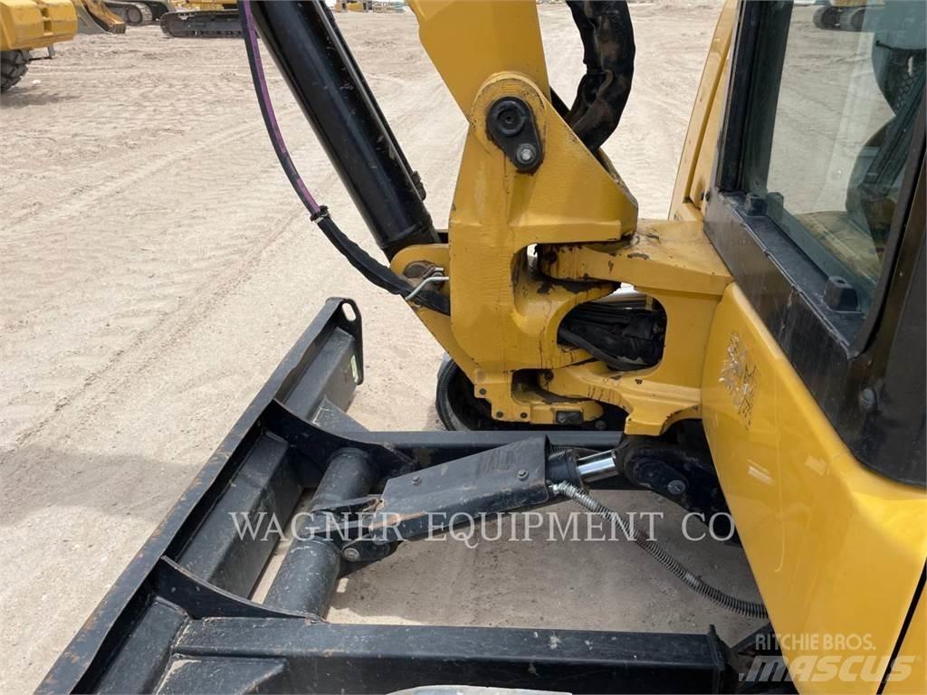 CAT 305.5E2 Escavatori cingolati