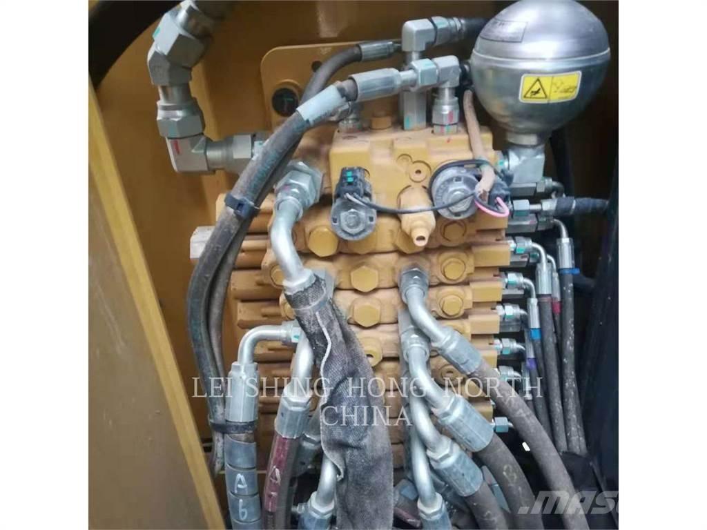 CAT 305.5E2 Escavatori cingolati