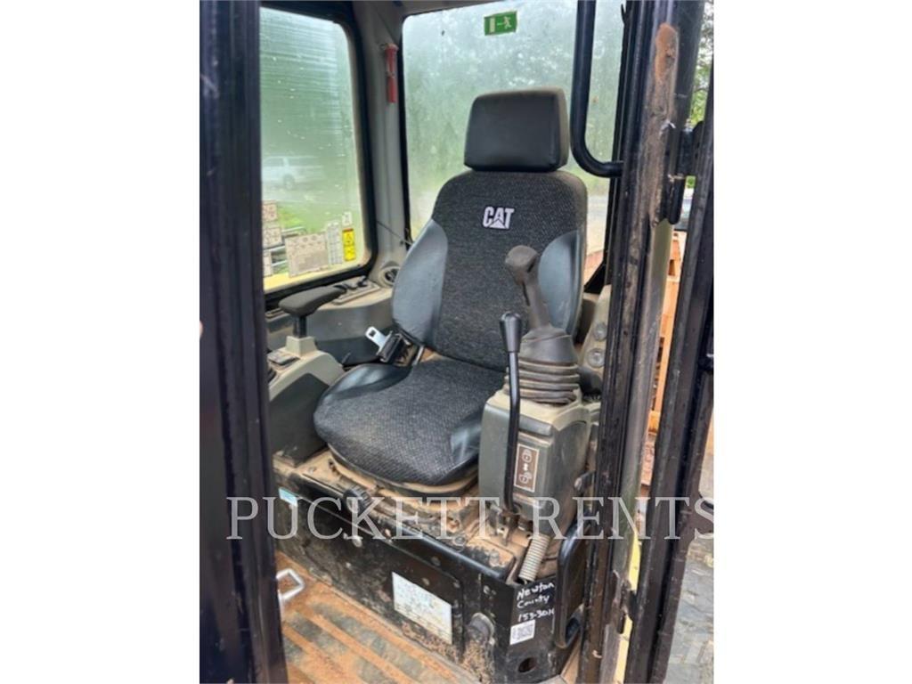 CAT 305E2CR Escavatori cingolati