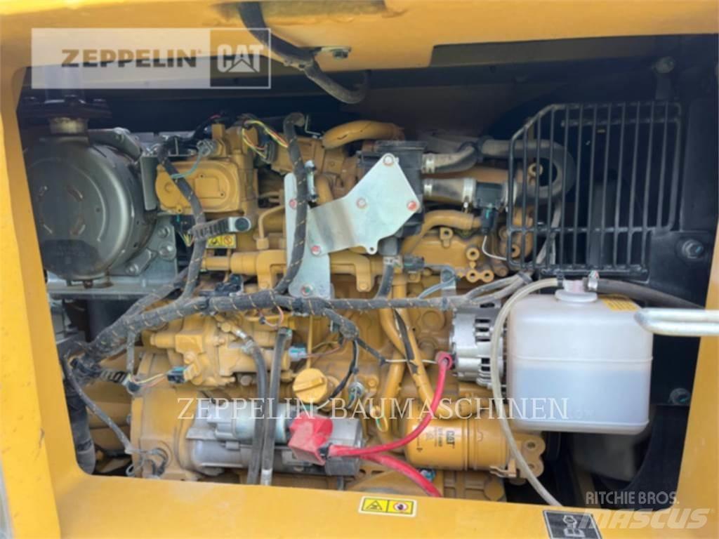 CAT 310 Escavatori cingolati