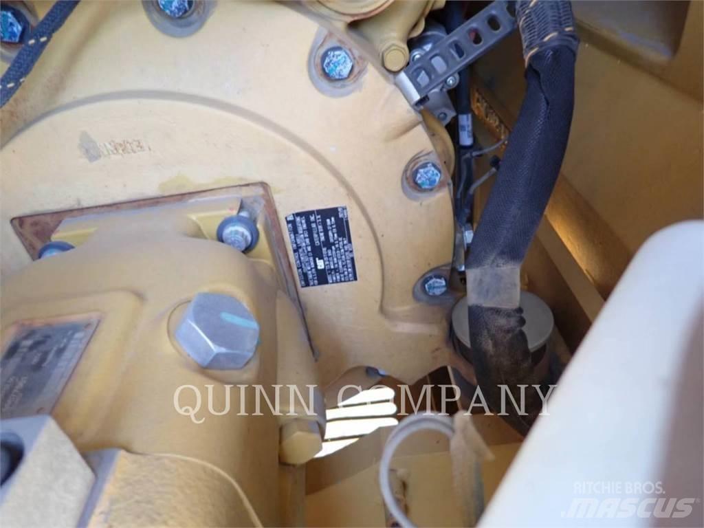 CAT 310 Escavatori cingolati