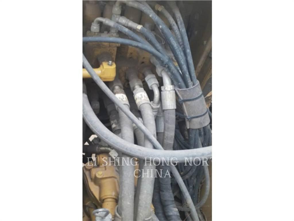 CAT 313D2GC Escavatori cingolati