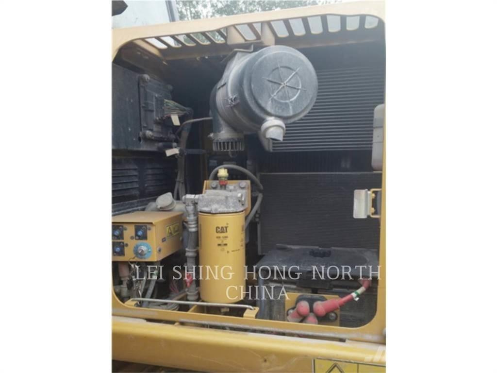 CAT 313D2GC Escavatori cingolati