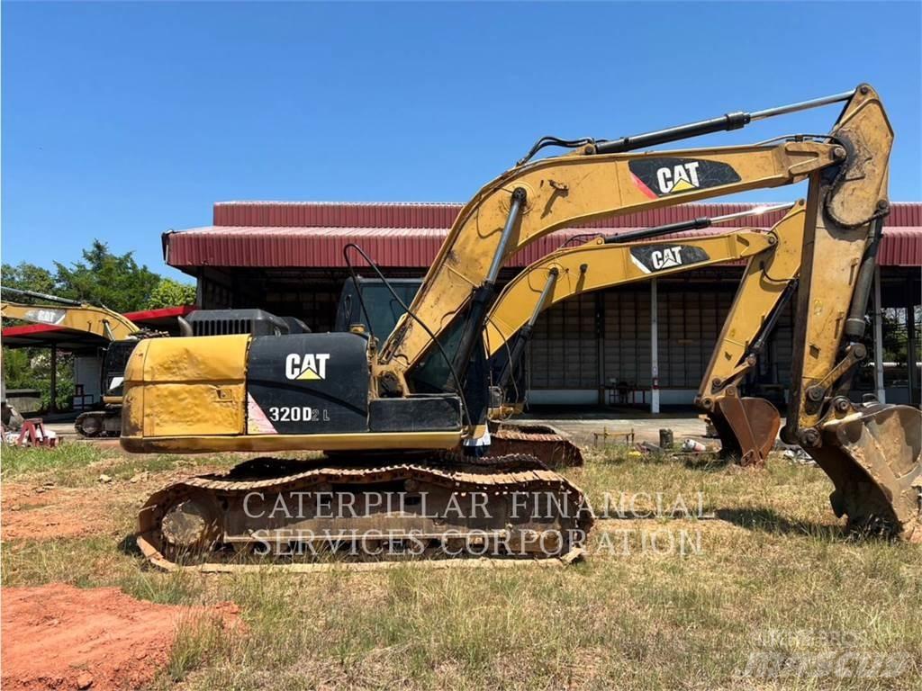 CAT 318D2L Escavatori cingolati