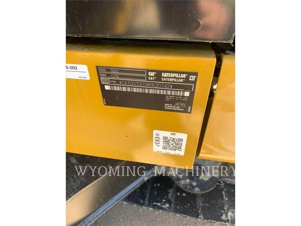 CAT 320 Escavatori cingolati