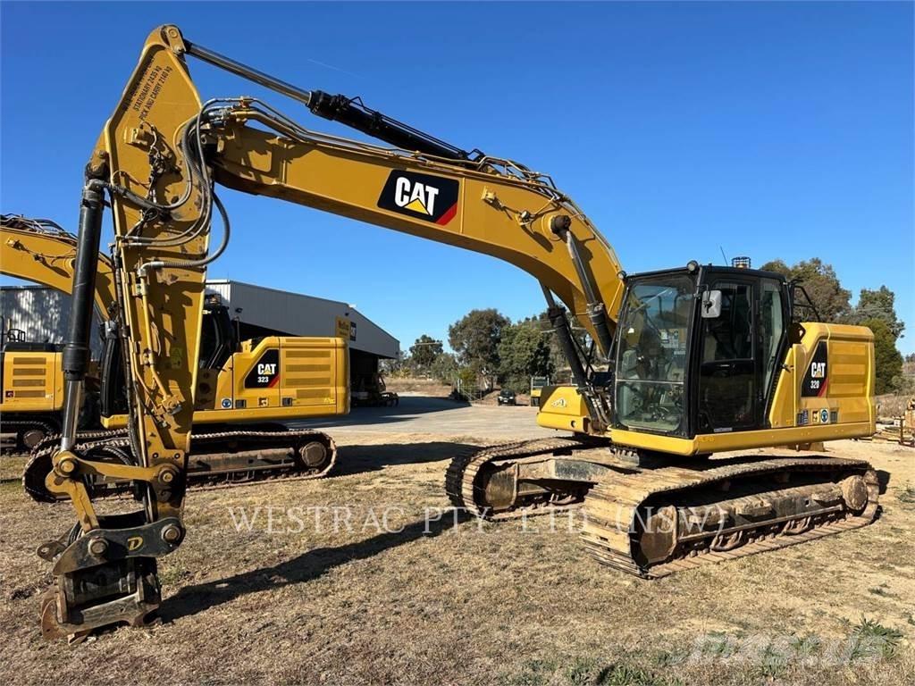 CAT 320 Escavatori cingolati