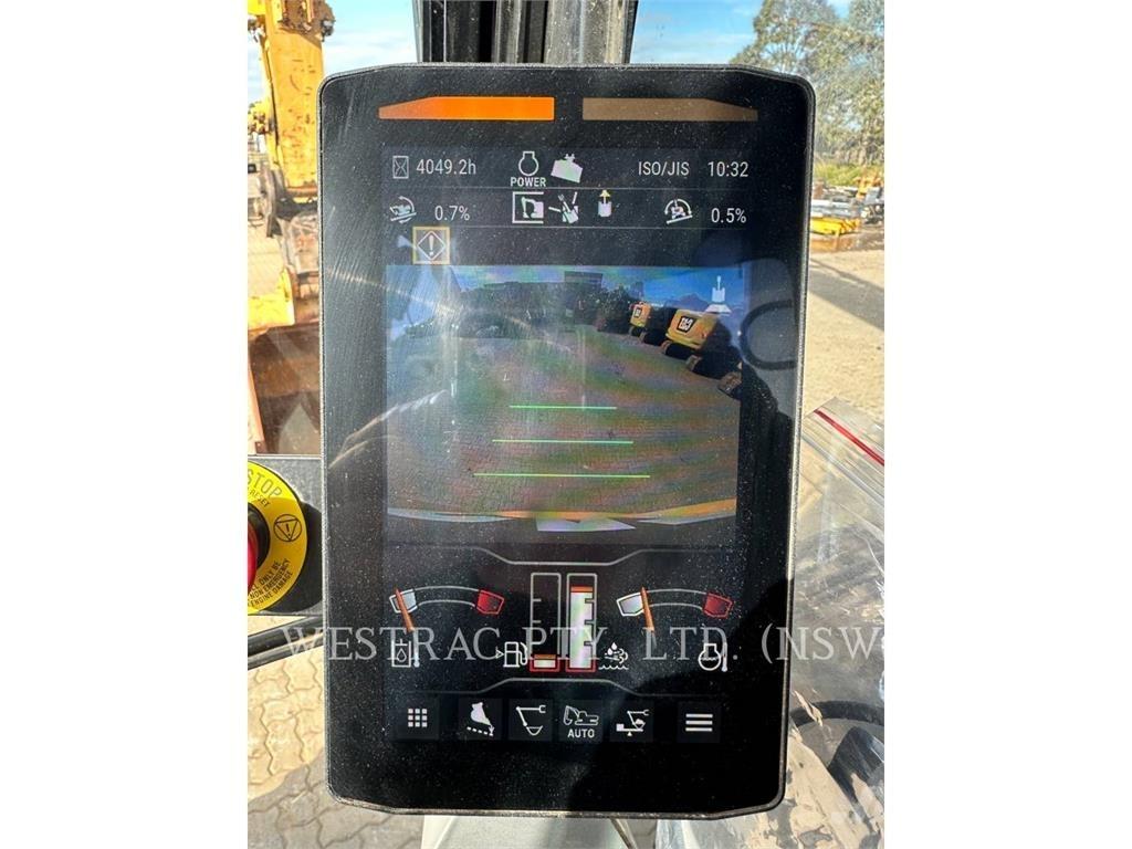 CAT 320 Escavatori cingolati