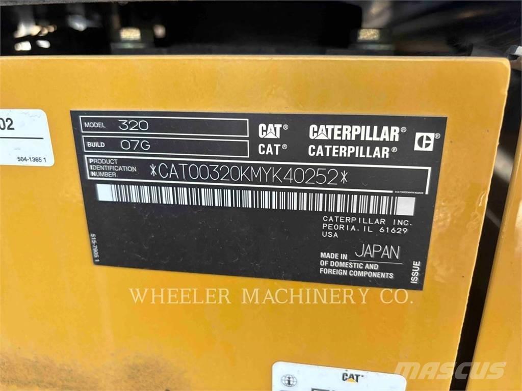 CAT 320 Escavatori cingolati