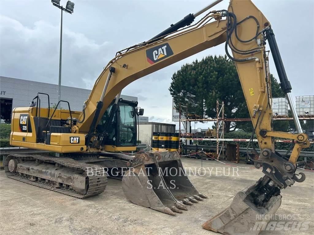 CAT 320 Escavatori cingolati