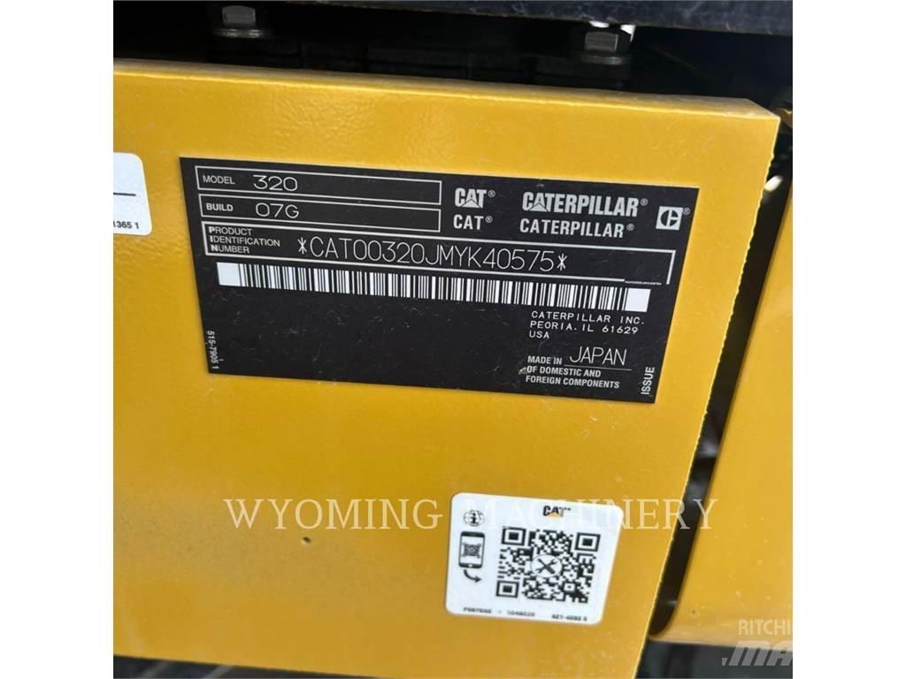 CAT 320 Escavatori cingolati