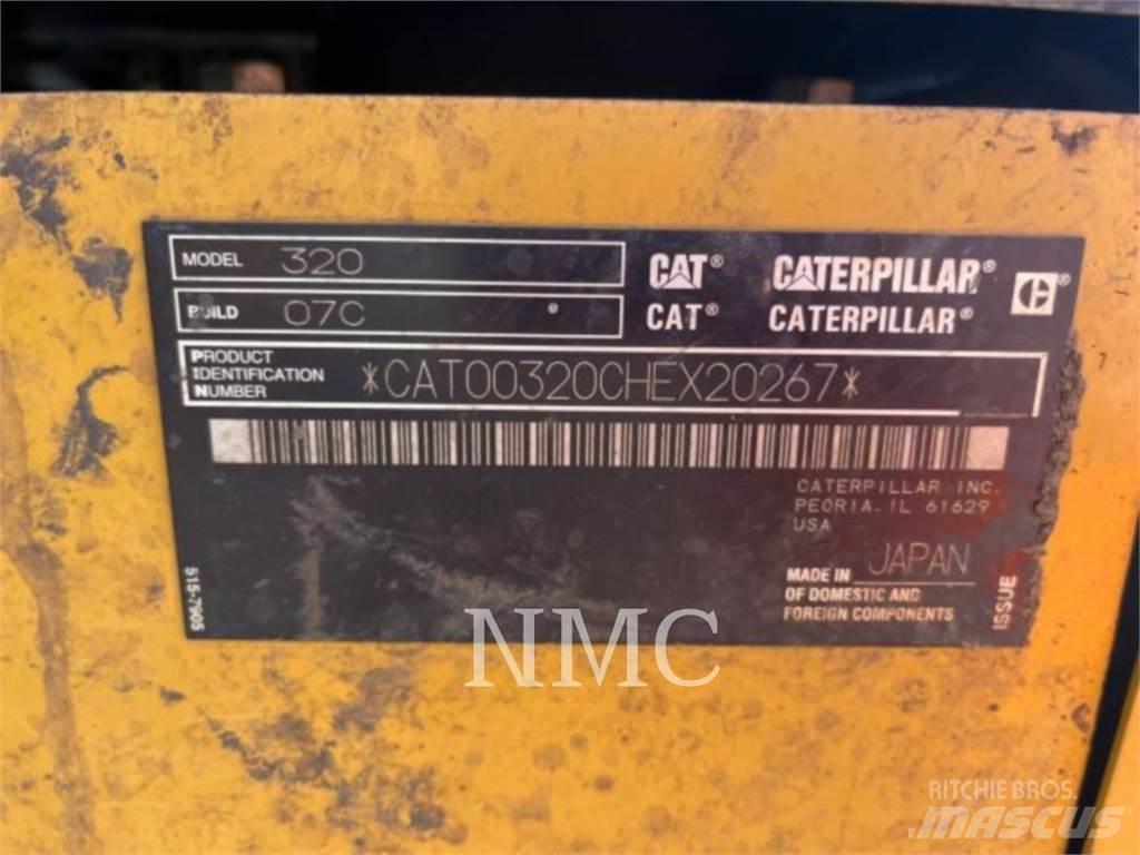 CAT 320 Escavatori cingolati