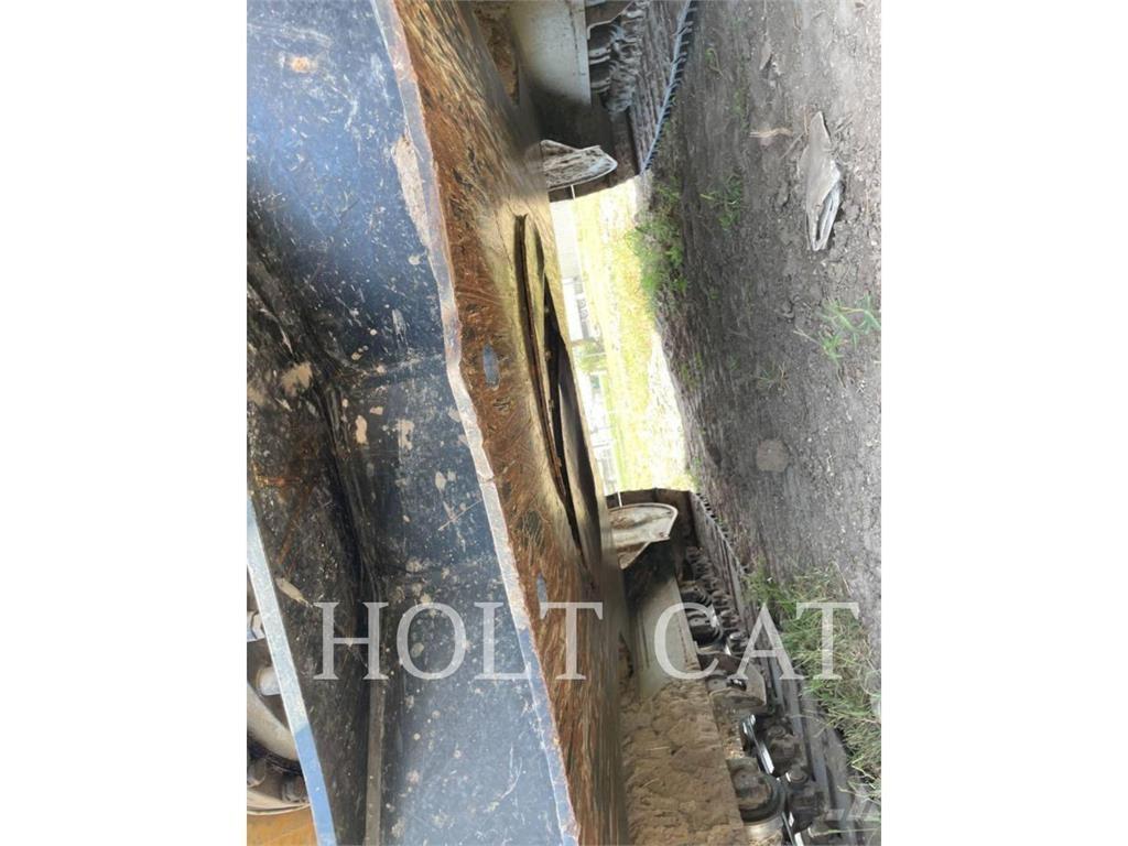 CAT 320 Escavatori cingolati