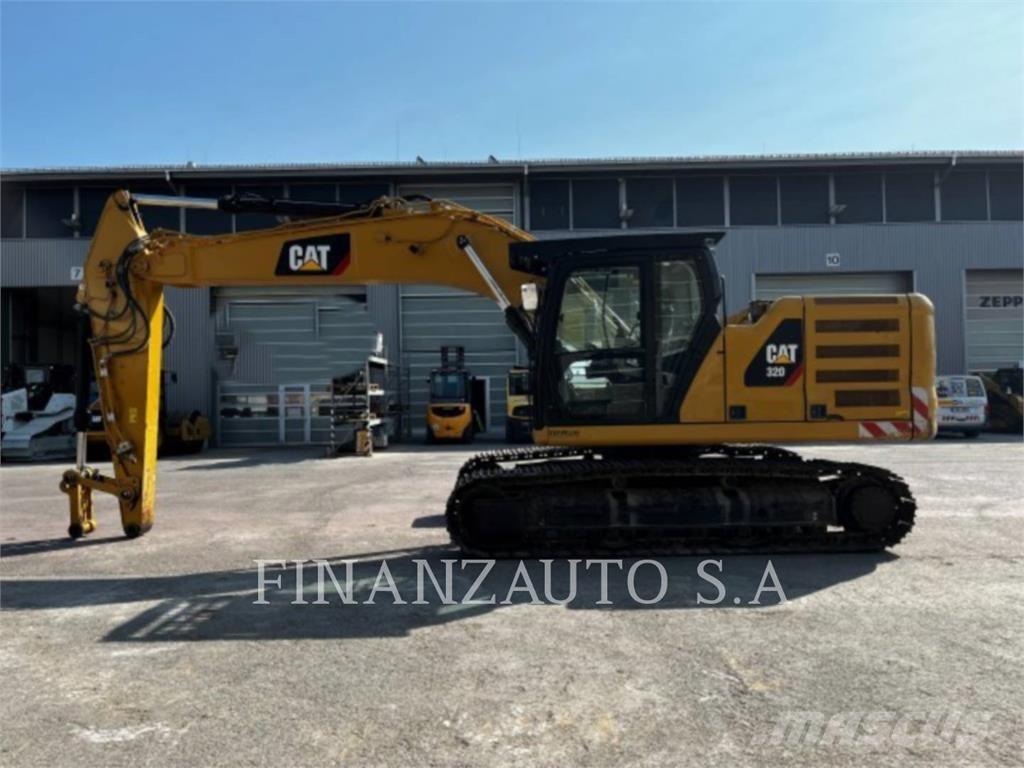 CAT 320 Escavatori cingolati