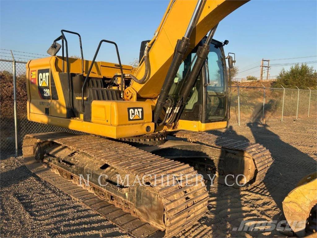 CAT 320 Escavatori cingolati