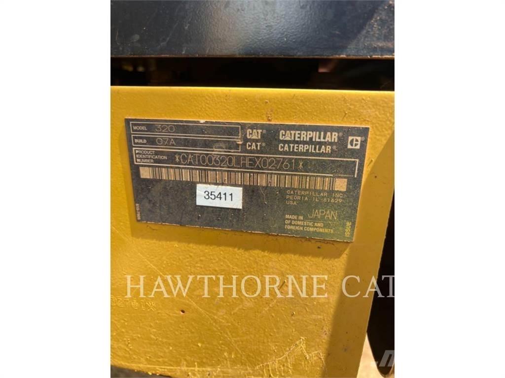 CAT 320-07 Escavatori cingolati
