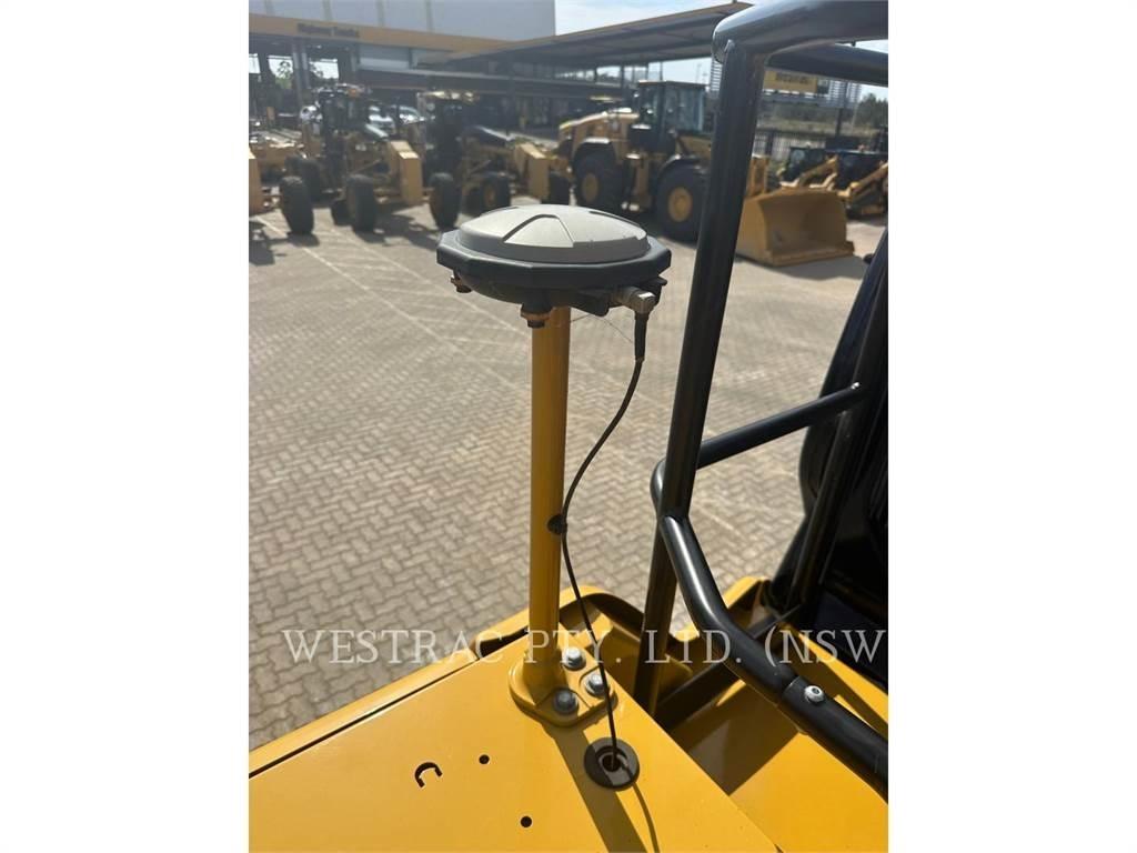 CAT 320-07 Escavatori cingolati