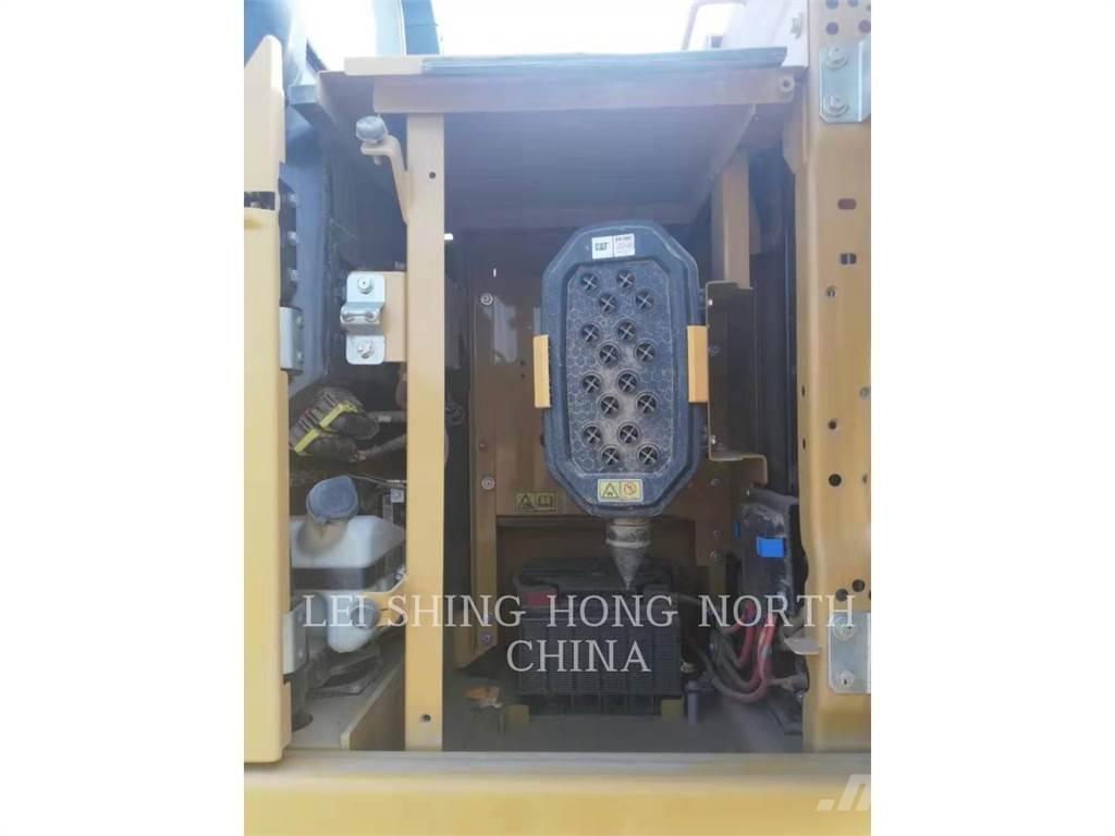 CAT 320-07 Escavatori cingolati