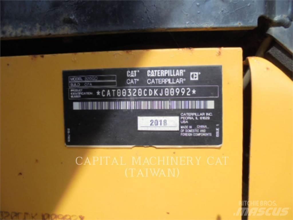 CAT 320-07GC Escavatori cingolati