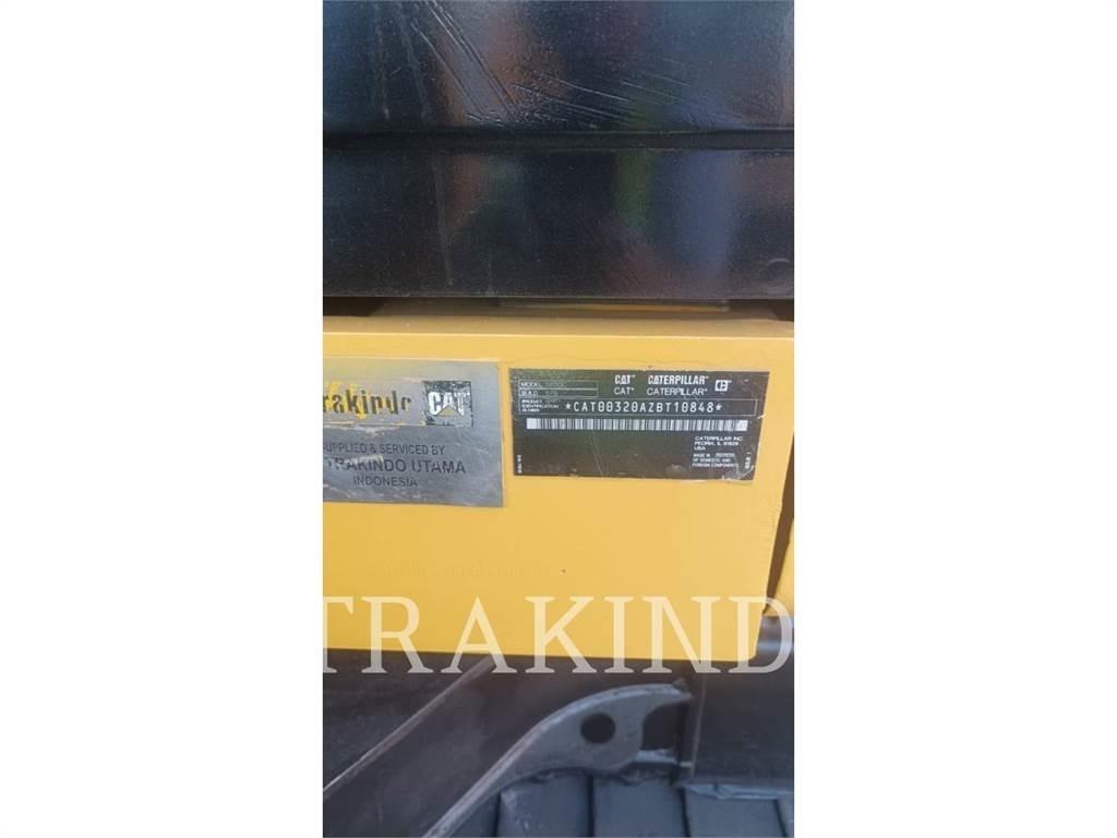 CAT 320-07GC Escavatori cingolati