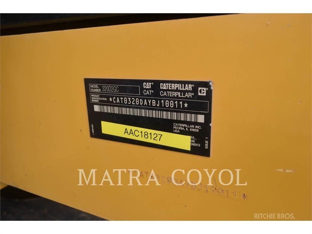 CAT 320 D 2 GC Escavatori cingolati