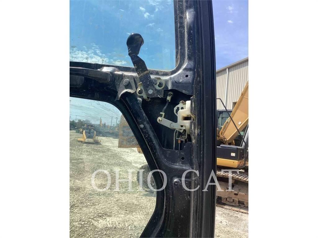 CAT 320 STD Escavatori cingolati