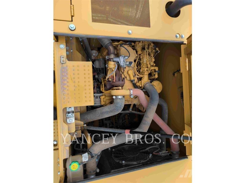 CAT 32007GC Escavatori cingolati