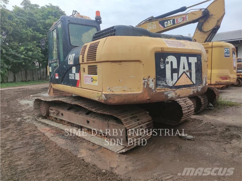 CAT 320D2 Escavatori cingolati