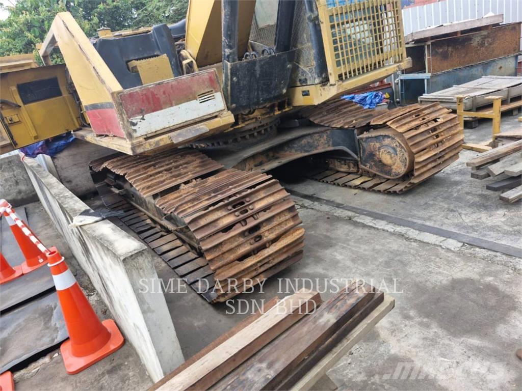 CAT 320D2 Escavatori cingolati