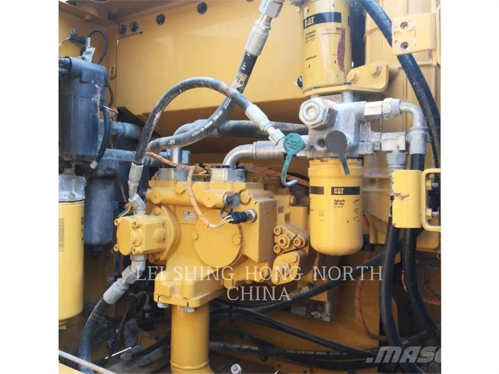 CAT 320D2 Escavatori cingolati