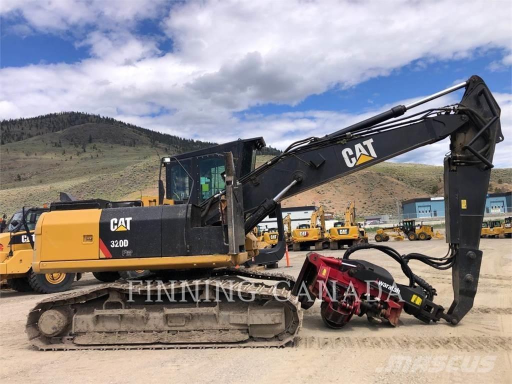 CAT 320D2 FM Escavatori forestali