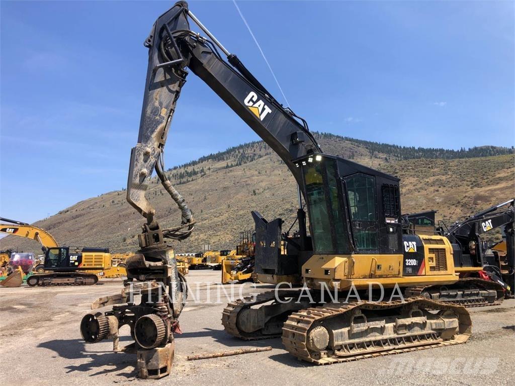 CAT 320D2 FM Escavatori forestali