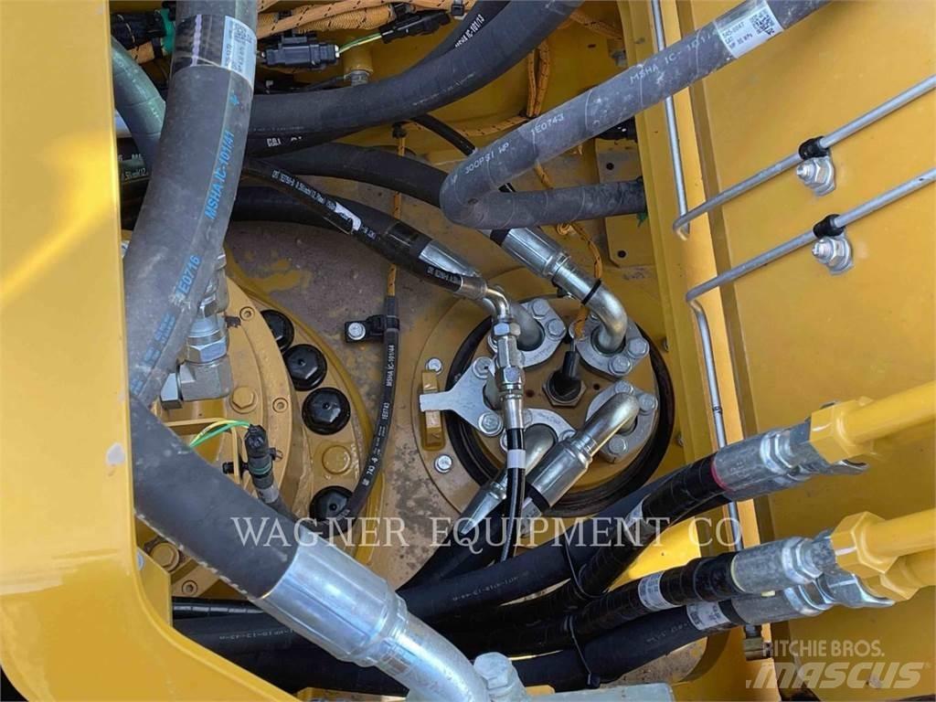 CAT 323 Escavatori cingolati