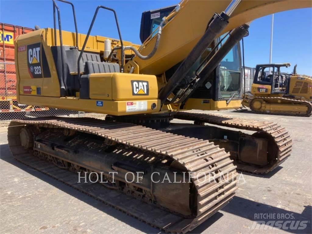 CAT 323 Escavatori cingolati