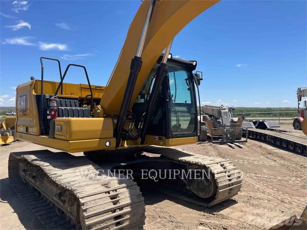 CAT 323 Escavatori cingolati