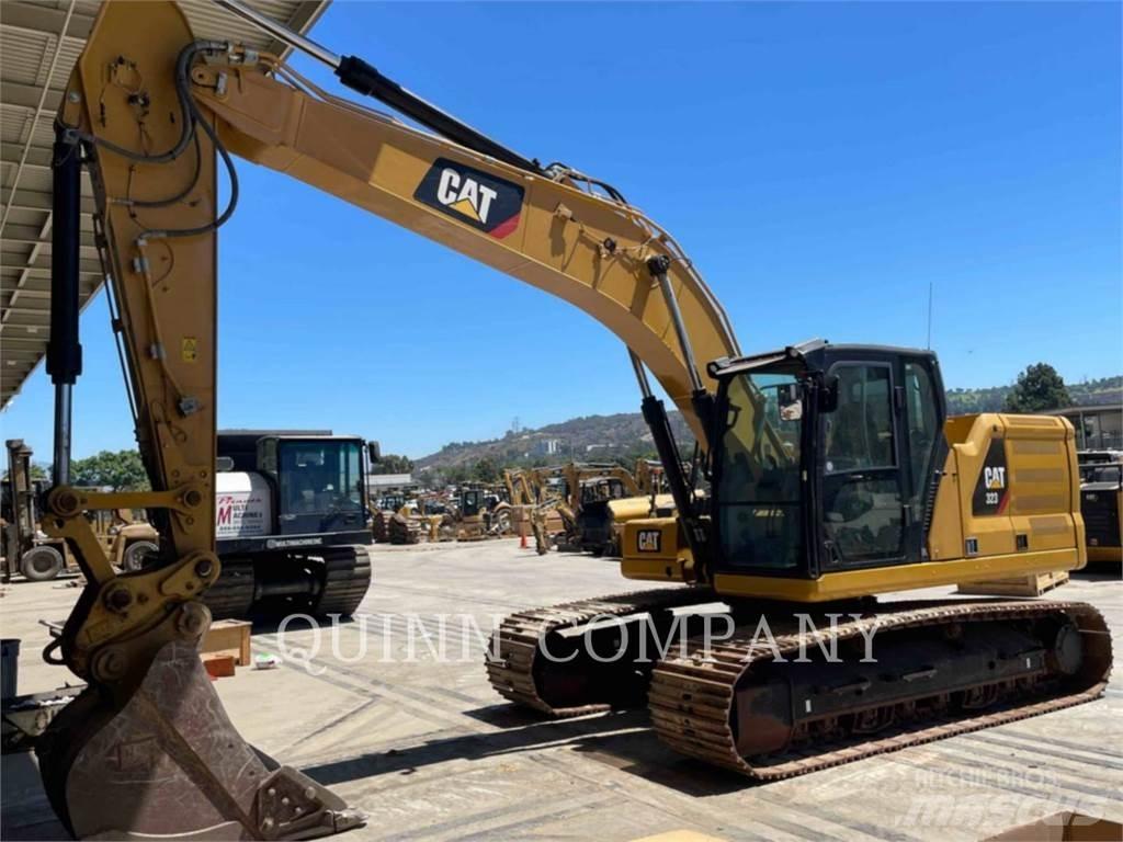 CAT 323 Escavatori cingolati
