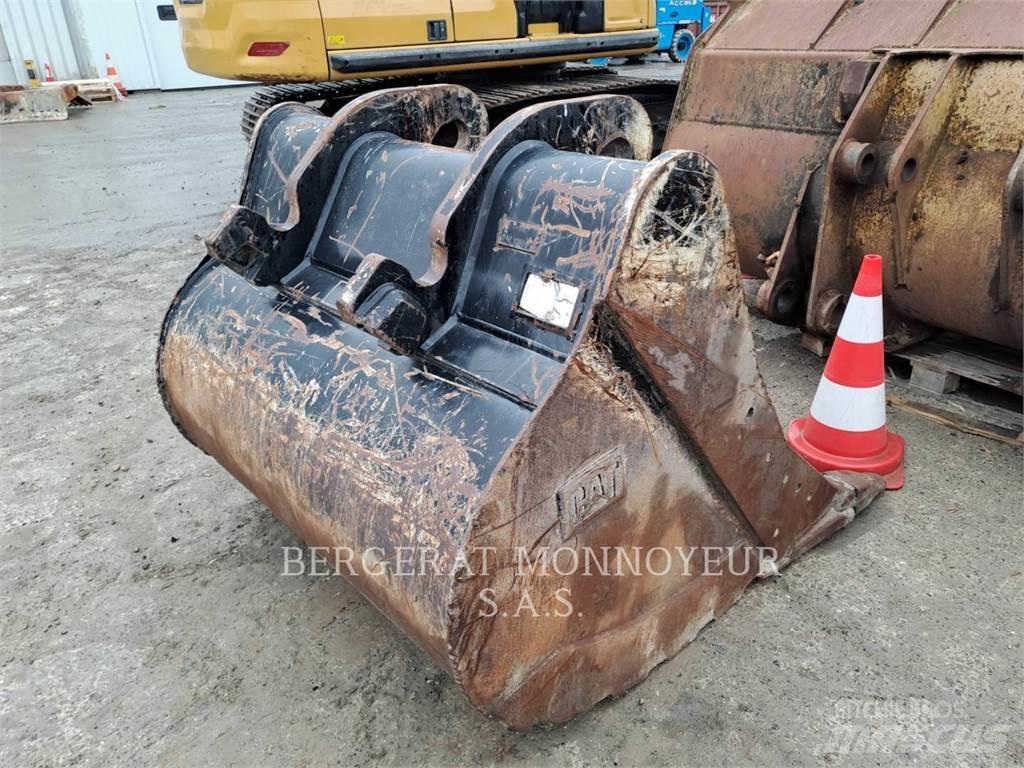 CAT 323 Escavatori cingolati