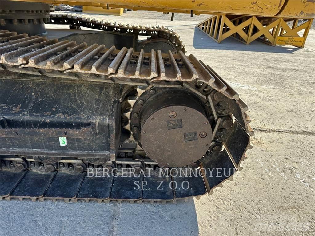 CAT 323 Escavatori cingolati