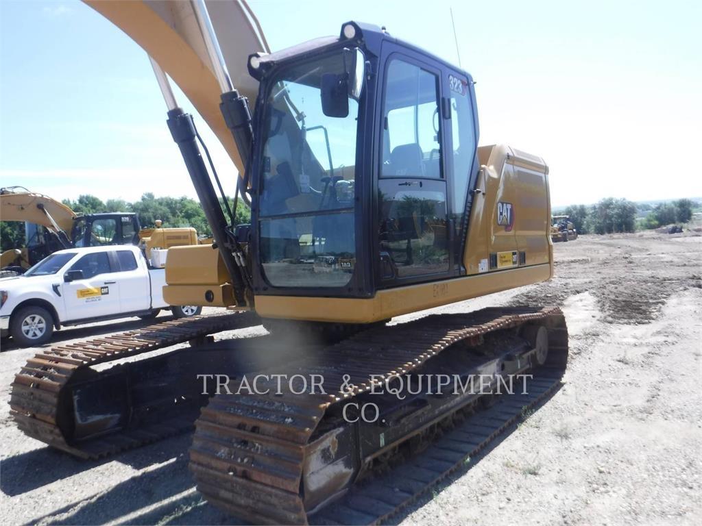 CAT 323 Escavatori cingolati