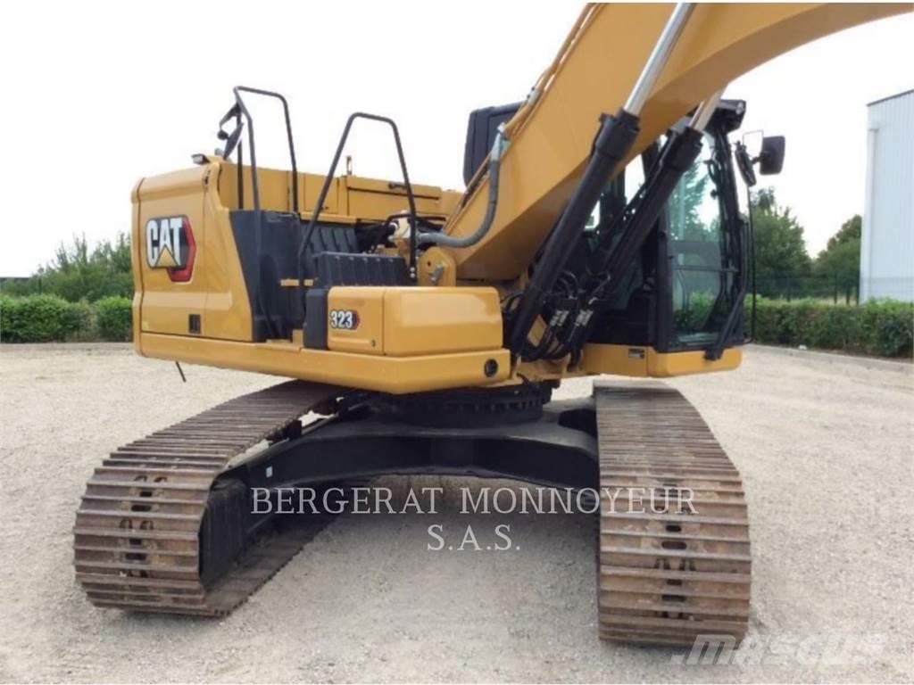 CAT 323 Escavatori cingolati