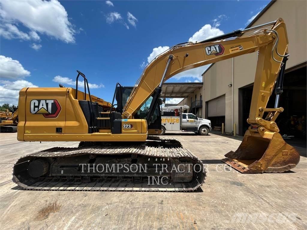 CAT 323 Escavatori cingolati