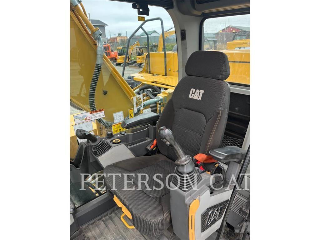 CAT 323 Escavatori cingolati
