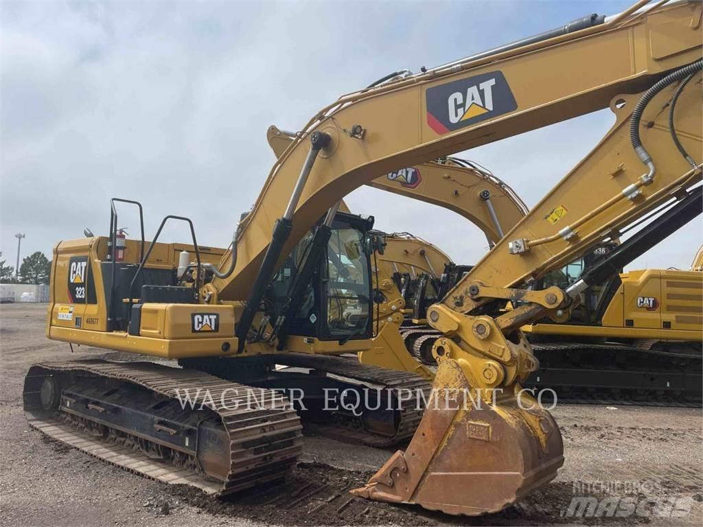 CAT 323 Escavatori cingolati